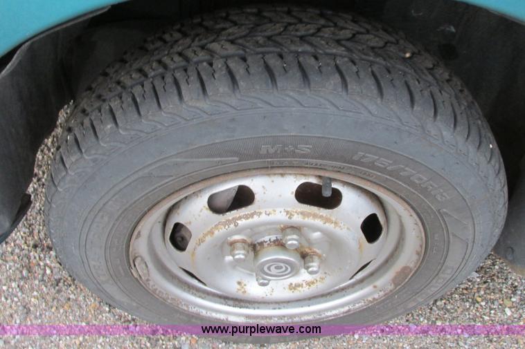 image for item I9612 1996 Mazda Protege DX