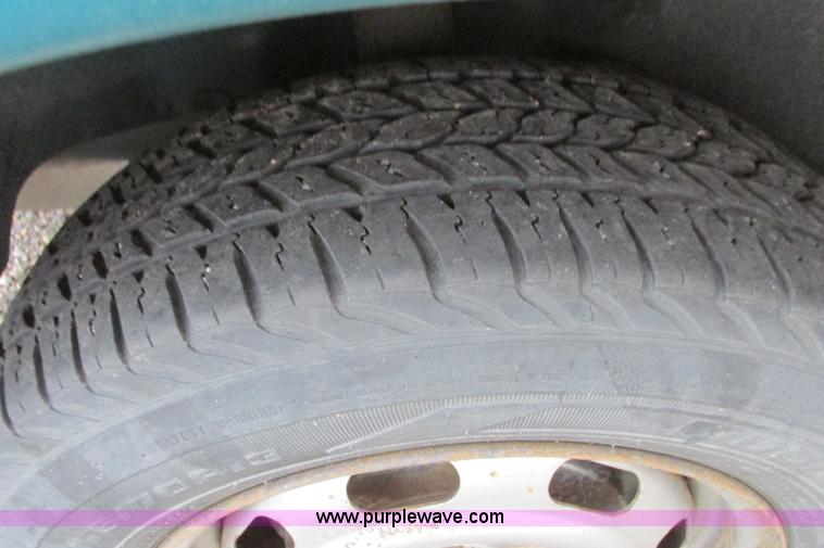 image for item I9612 1996 Mazda Protege DX