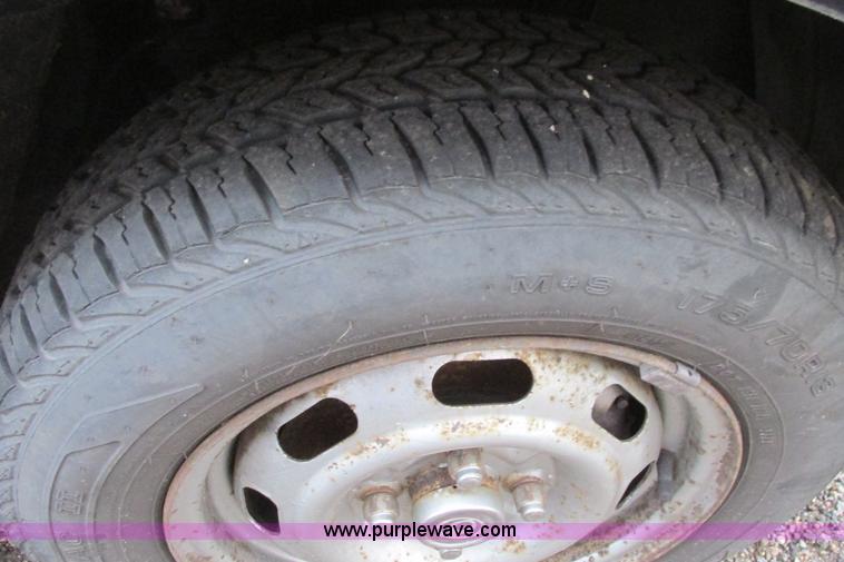 image for item I9612 1996 Mazda Protege DX