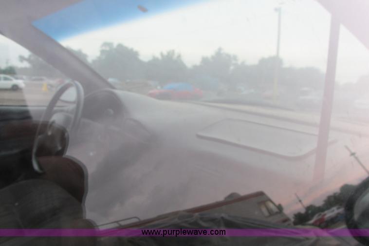 image for item I9613 1994 Dodge Intrepid