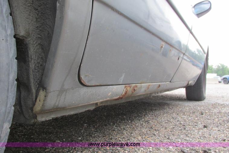 image for item I9613 1994 Dodge Intrepid