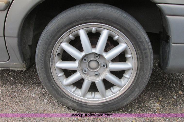 image for item I9613 1994 Dodge Intrepid