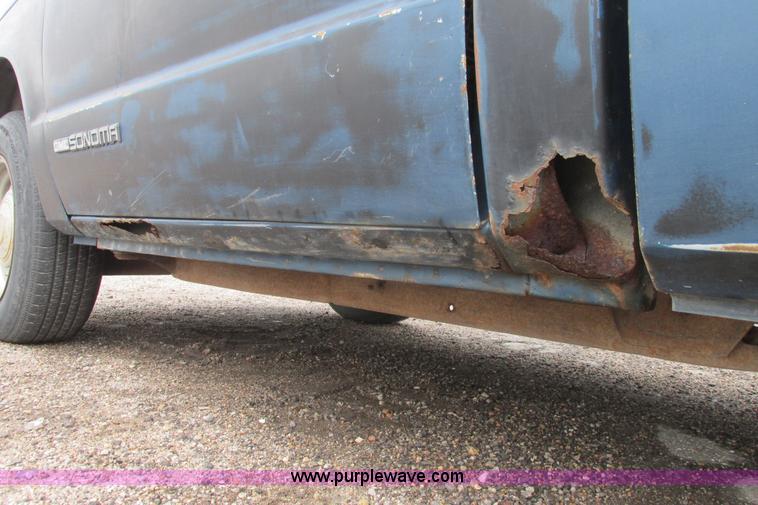 image for item I9614 1991 GMC Sonoma pickup truck