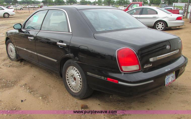 image for item I9616 2001 Hyundai XG300