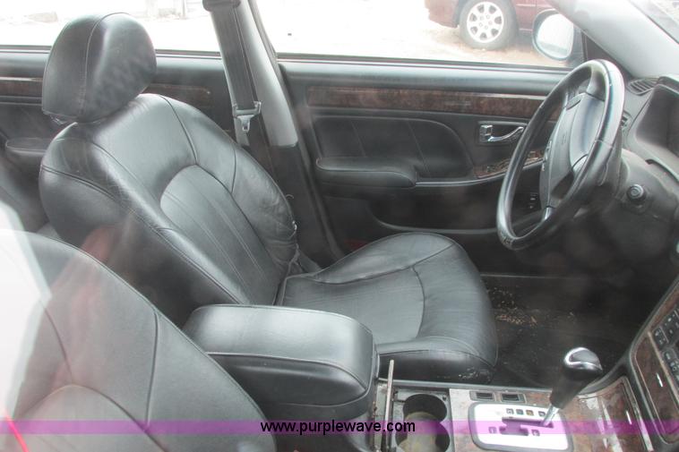 image for item I9616 2001 Hyundai XG300