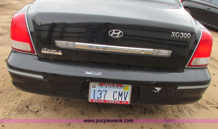 image for item I9616 2001 Hyundai XG300