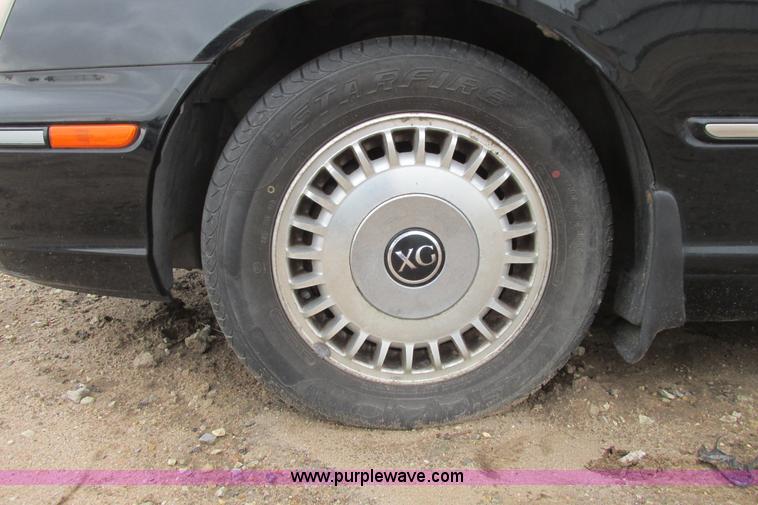 image for item I9616 2001 Hyundai XG300