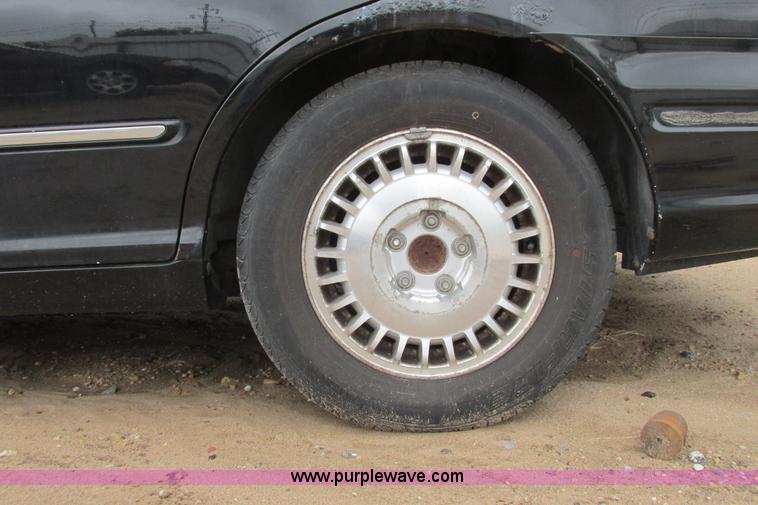 image for item I9616 2001 Hyundai XG300