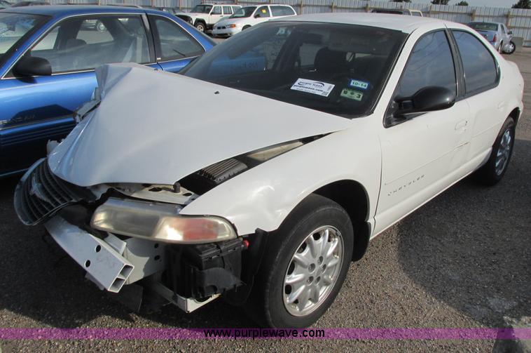 image for item I9621 2000 Chrysler Cirrus LXi