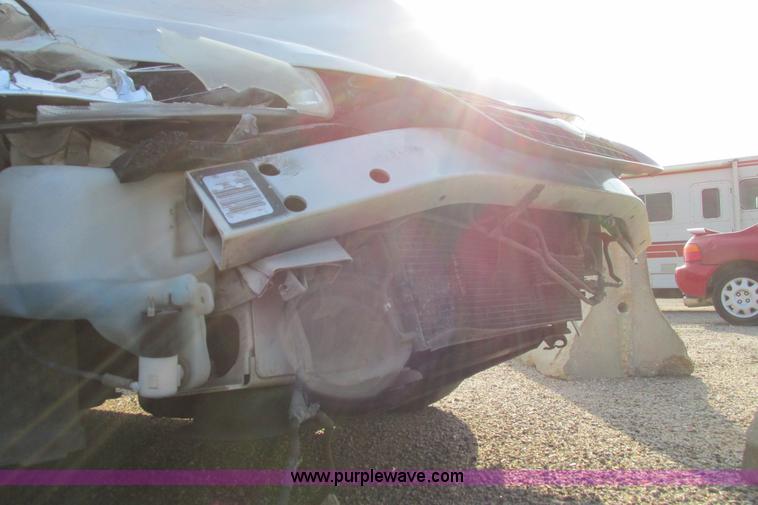 image for item I9621 2000 Chrysler Cirrus LXi