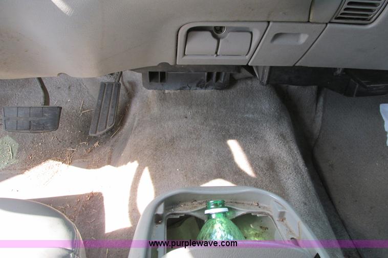 image for item I9626 1999 Chevrolet Tahoe SUV