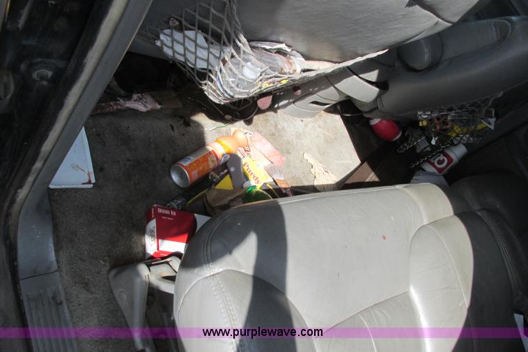 image for item I9626 1999 Chevrolet Tahoe SUV