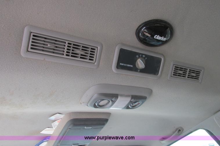 image for item I9626 1999 Chevrolet Tahoe SUV