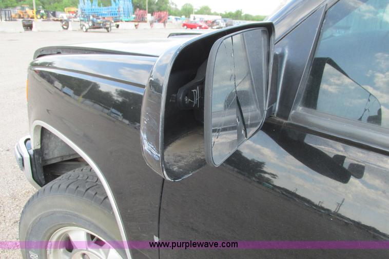 image for item I9626 1999 Chevrolet Tahoe SUV