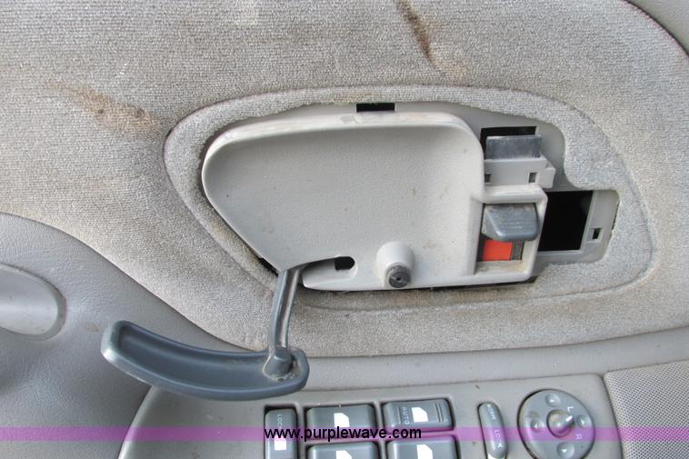 image for item I9626 1999 Chevrolet Tahoe SUV