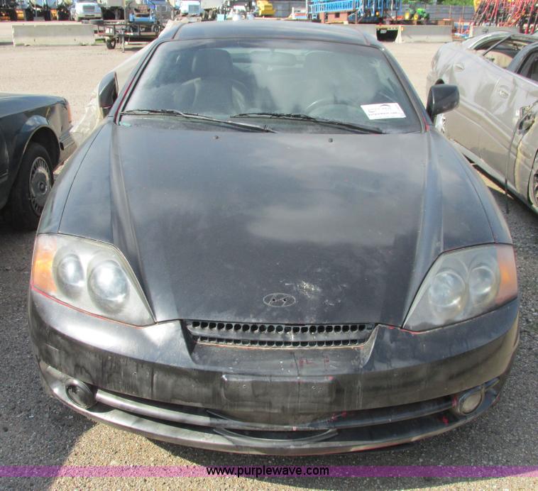 image for item I9628 2003 Hyundai Tiburon GT