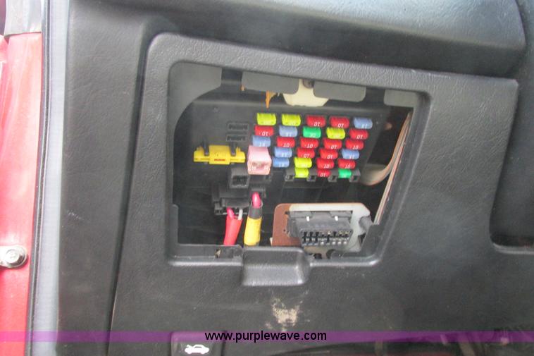 image for item I9628 2003 Hyundai Tiburon GT