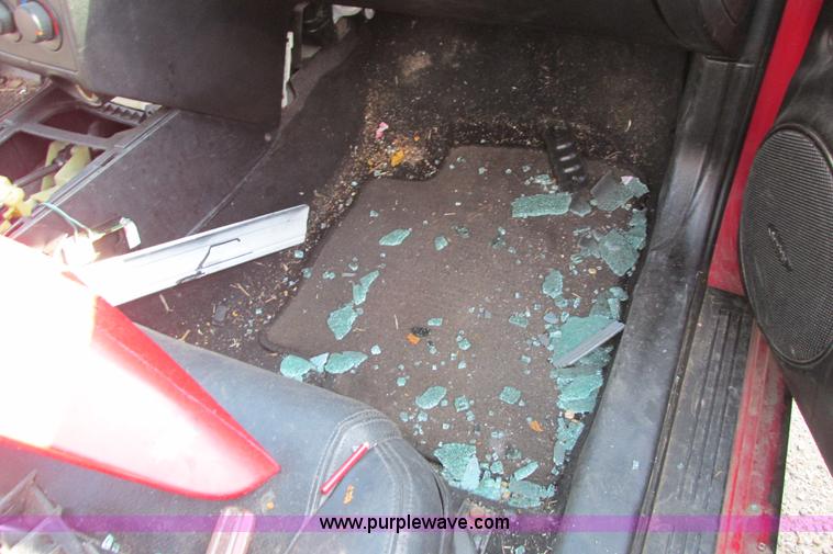 image for item I9628 2003 Hyundai Tiburon GT