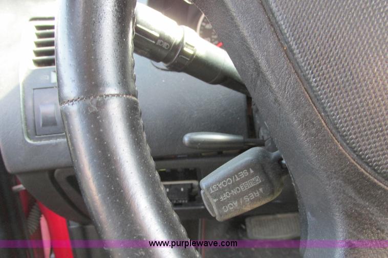 image for item I9628 2003 Hyundai Tiburon GT