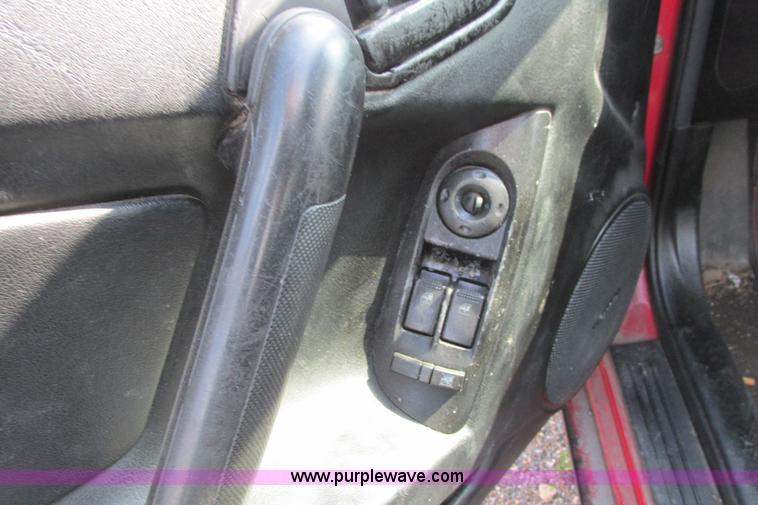 image for item I9628 2003 Hyundai Tiburon GT