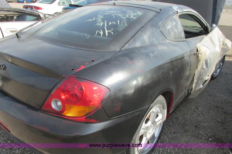 image for item I9628 2003 Hyundai Tiburon GT