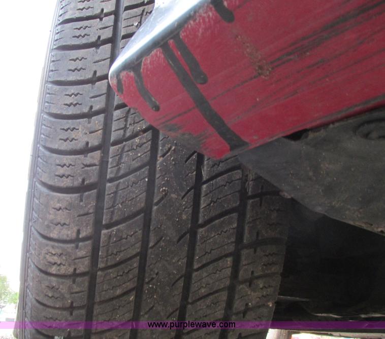 image for item I9628 2003 Hyundai Tiburon GT