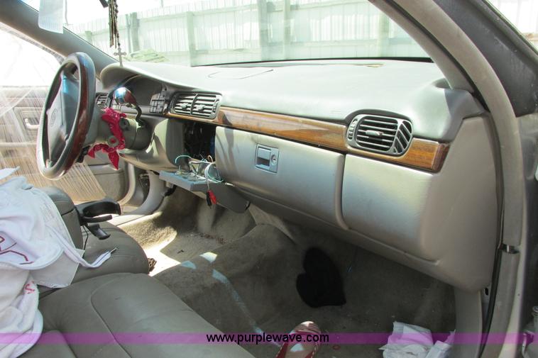 image for item I9629 1999 Cadillac Deville dElegance