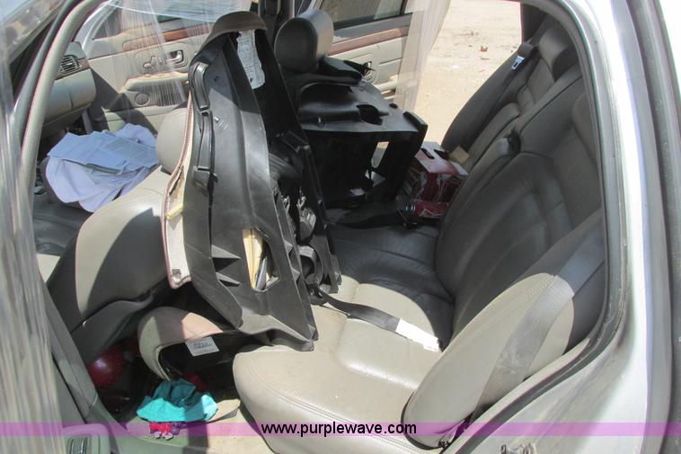 image for item I9629 1999 Cadillac Deville dElegance