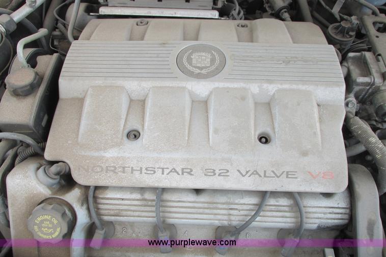 image for item I9629 1999 Cadillac Deville dElegance