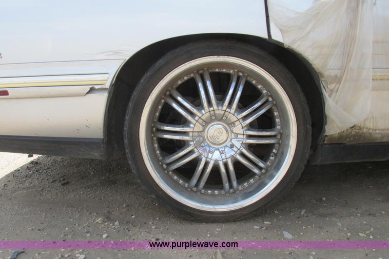 image for item I9629 1999 Cadillac Deville dElegance