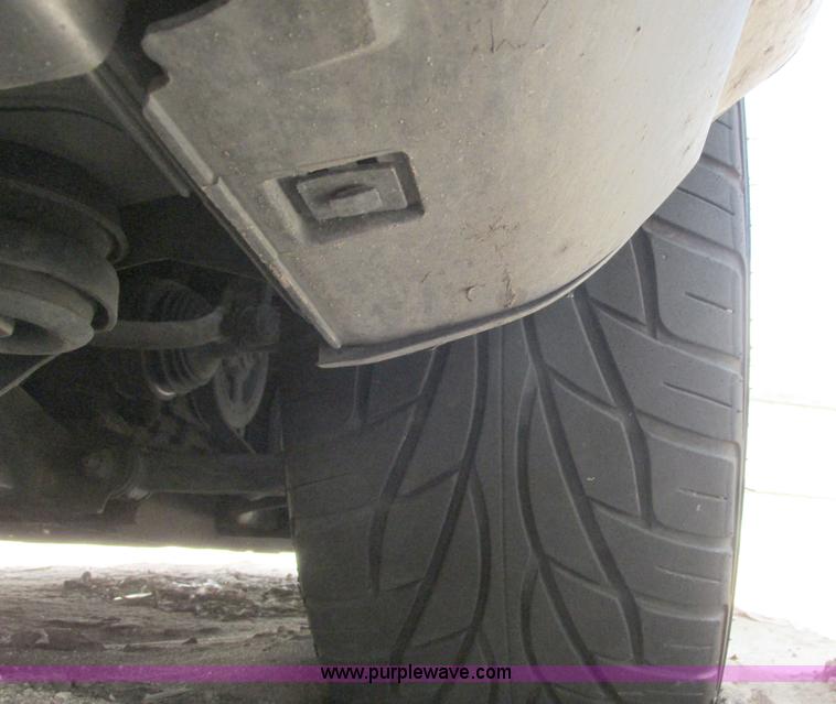 image for item I9629 1999 Cadillac Deville dElegance