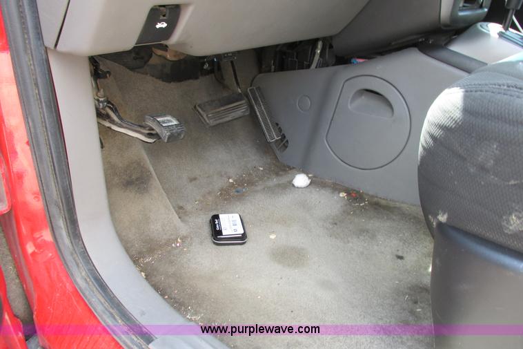 image for item I9638 2004 Pontiac Aztek SUV