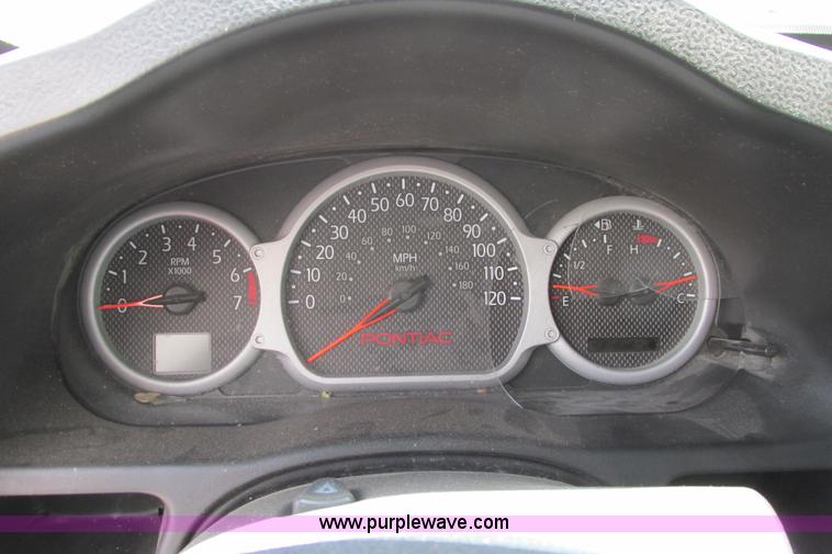 image for item I9638 2004 Pontiac Aztek SUV