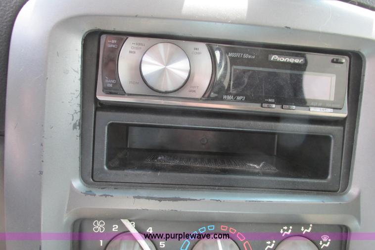 image for item I9638 2004 Pontiac Aztek SUV