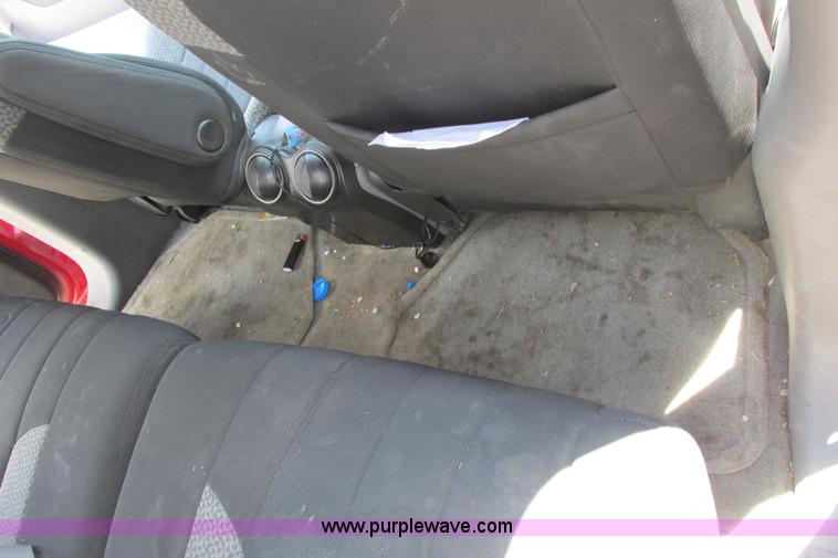 image for item I9638 2004 Pontiac Aztek SUV