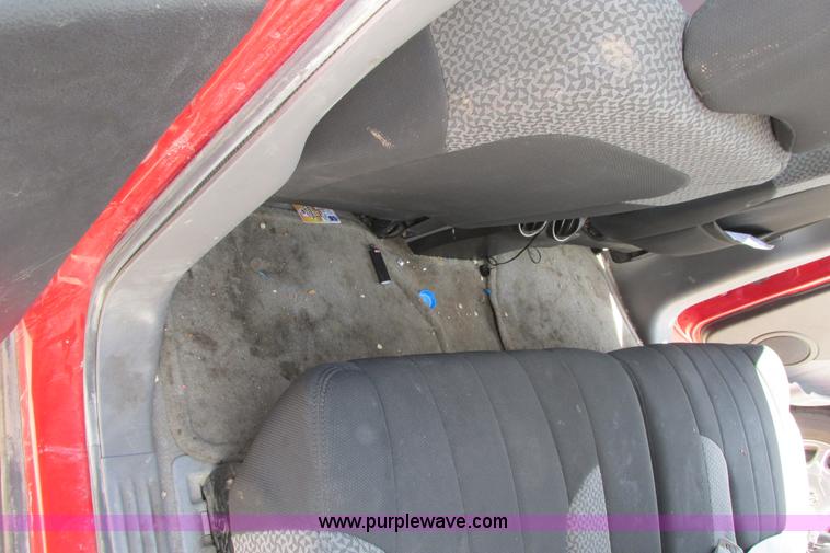 image for item I9638 2004 Pontiac Aztek SUV