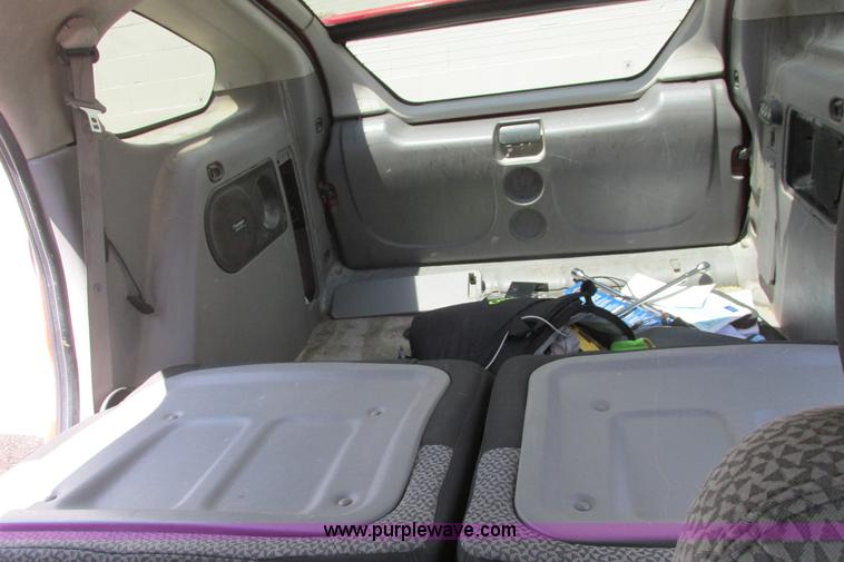 image for item I9638 2004 Pontiac Aztek SUV