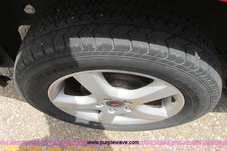 image for item I9638 2004 Pontiac Aztek SUV