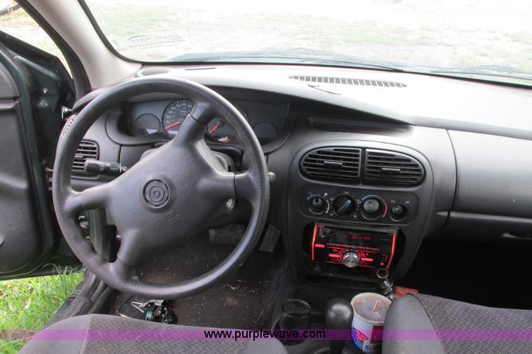 image for item I9645 2001 Dodge Neon
