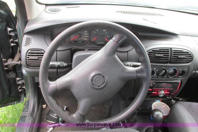 image for item I9645 2001 Dodge Neon
