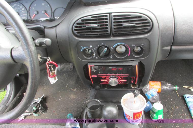 image for item I9645 2001 Dodge Neon