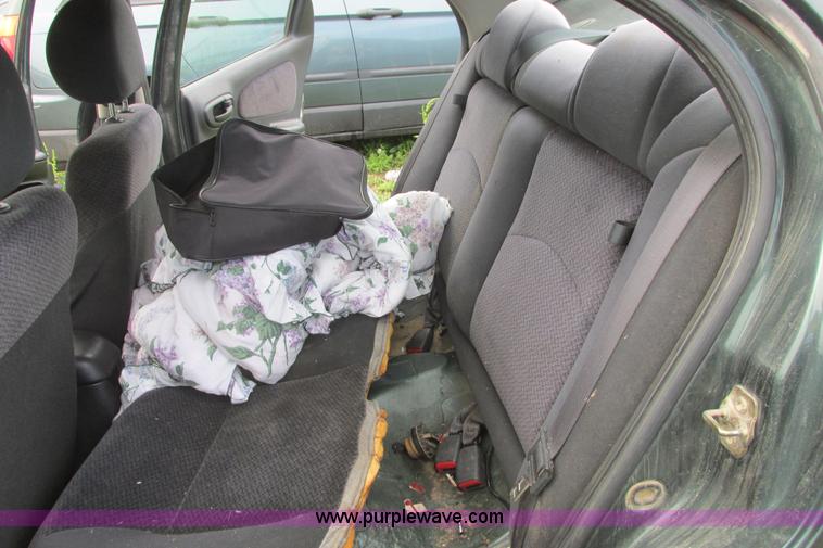 image for item I9645 2001 Dodge Neon