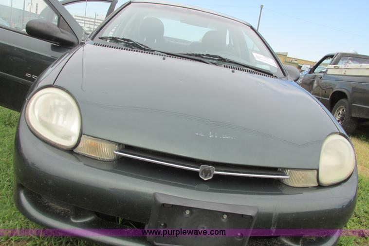 image for item I9645 2001 Dodge Neon