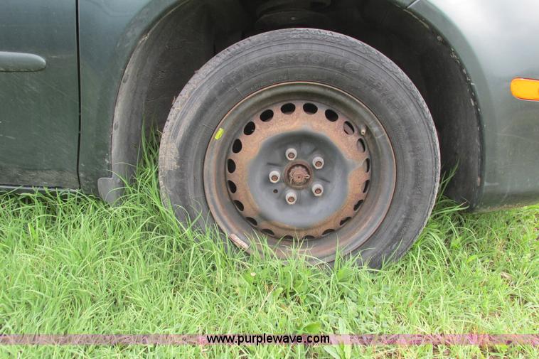 image for item I9645 2001 Dodge Neon