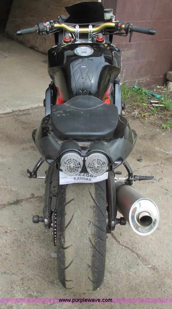 image for item I9646 2004 Aprilia Tuono RSV 1000 motorcycle