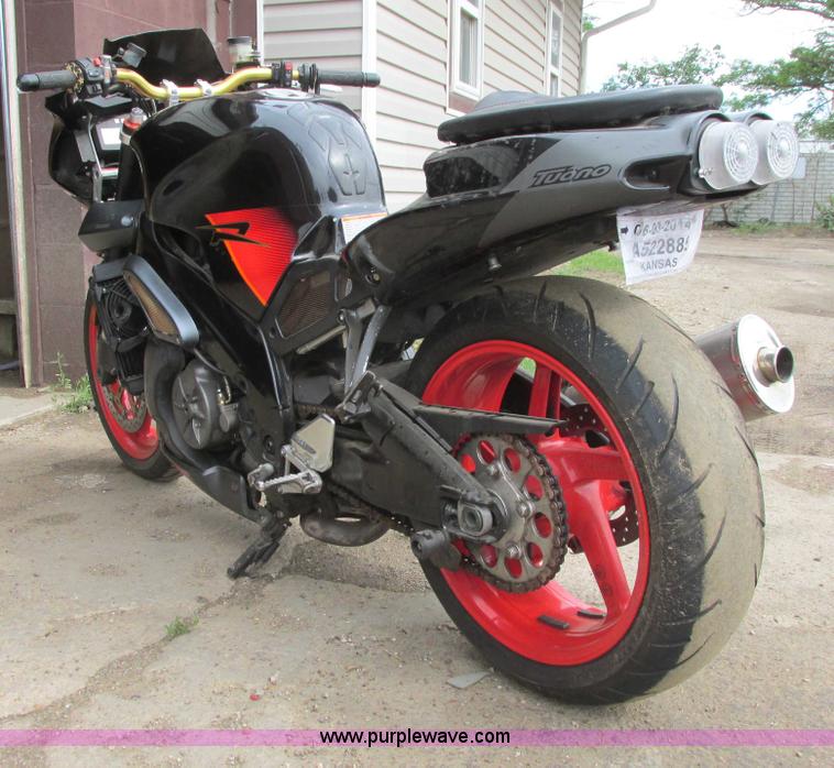 image for item I9646 2004 Aprilia Tuono RSV 1000 motorcycle