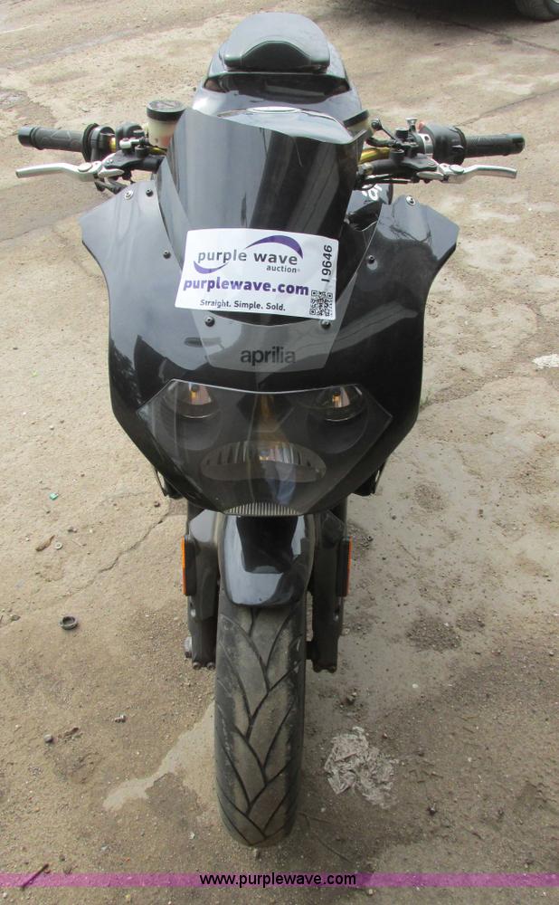 image for item I9646 2004 Aprilia Tuono RSV 1000 motorcycle