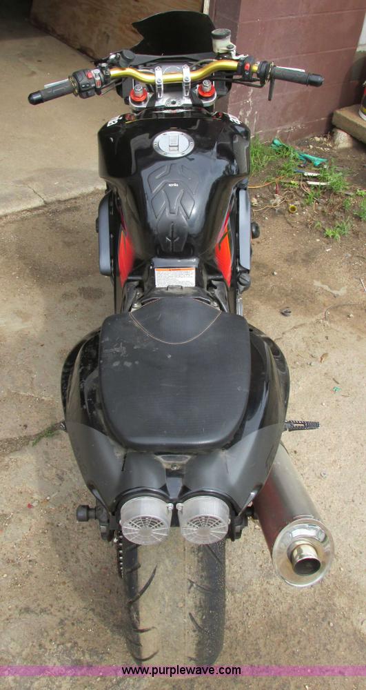 image for item I9646 2004 Aprilia Tuono RSV 1000 motorcycle