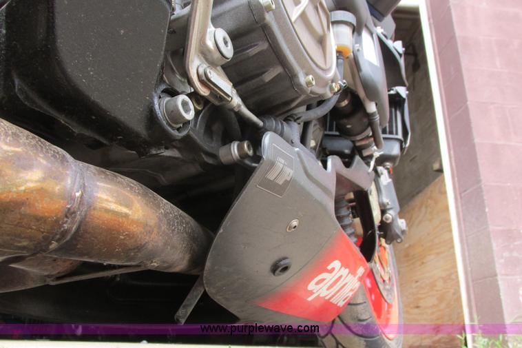 image for item I9646 2004 Aprilia Tuono RSV 1000 motorcycle