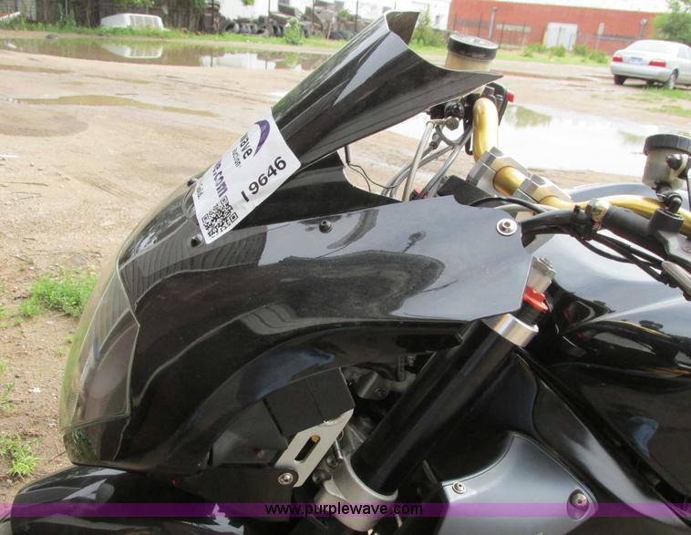 image for item I9646 2004 Aprilia Tuono RSV 1000 motorcycle